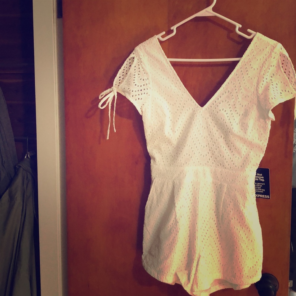 Express white romper